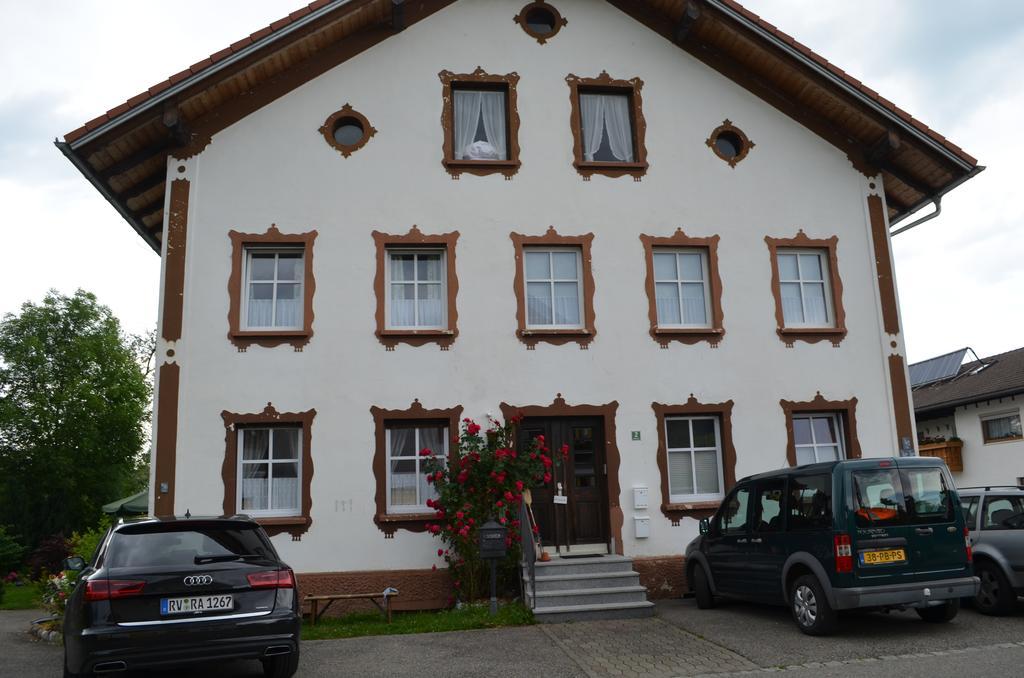 Die Dirndlkoenigin Grunenbach ภายนอก รูปภาพ