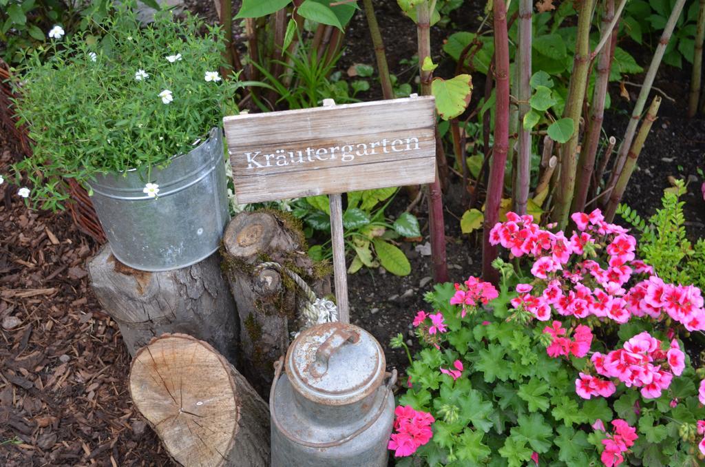 Die Dirndlkoenigin Grunenbach ภายนอก รูปภาพ