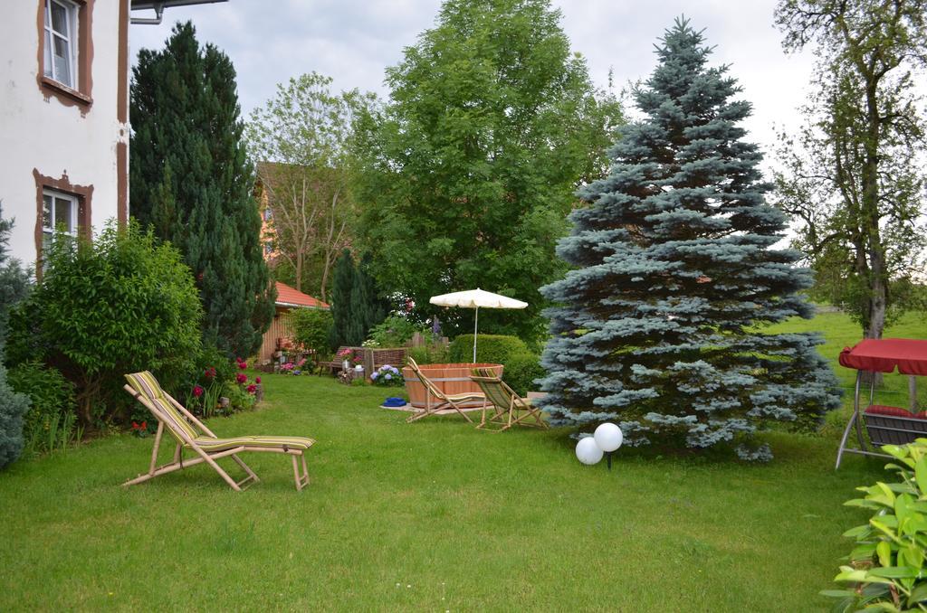 Die Dirndlkoenigin Grunenbach ภายนอก รูปภาพ