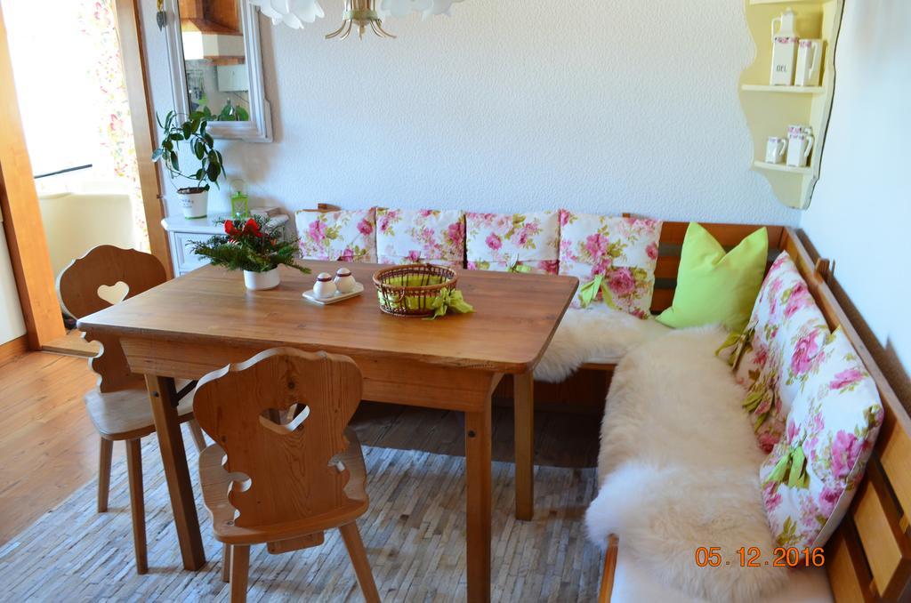 Die Dirndlkoenigin Grunenbach ภายนอก รูปภาพ