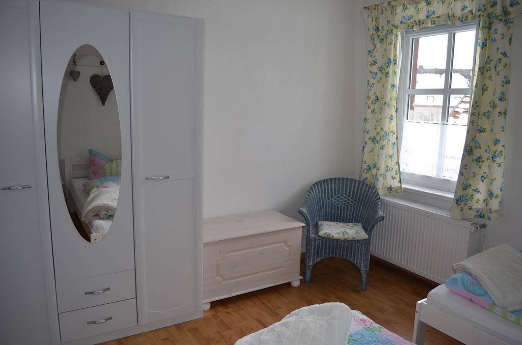 Die Dirndlkoenigin Grunenbach ภายนอก รูปภาพ